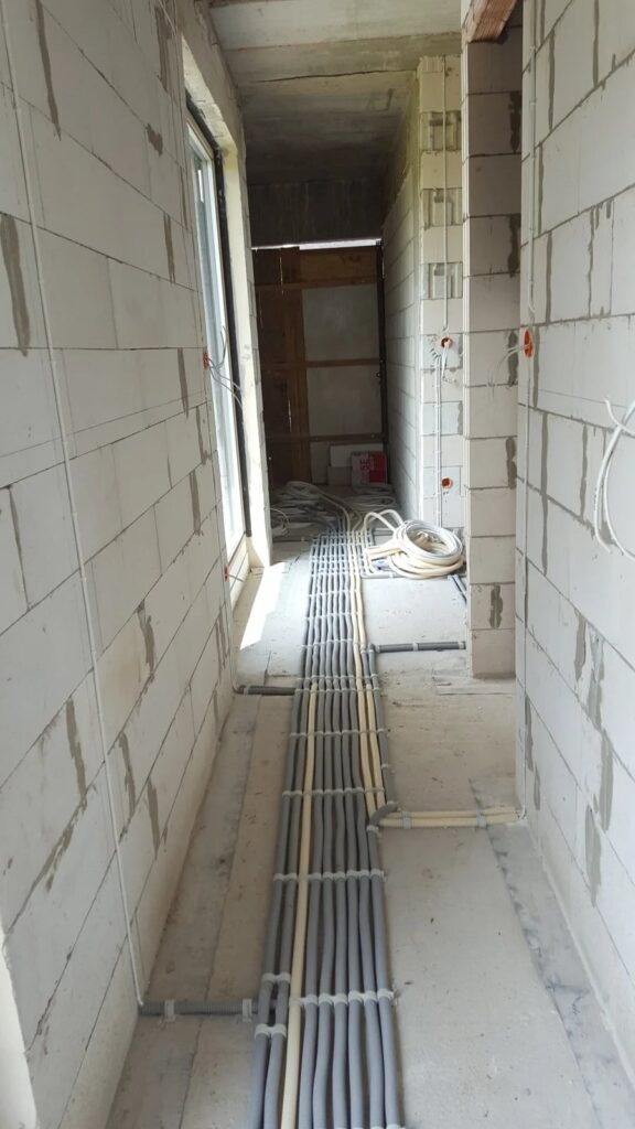 About b3922394 fc47 4e50 9a51 551414ffc35c